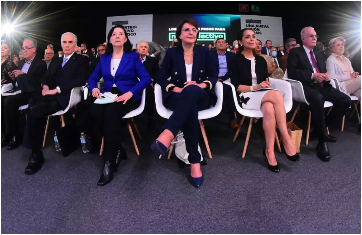 colectivo por méxico.jpg