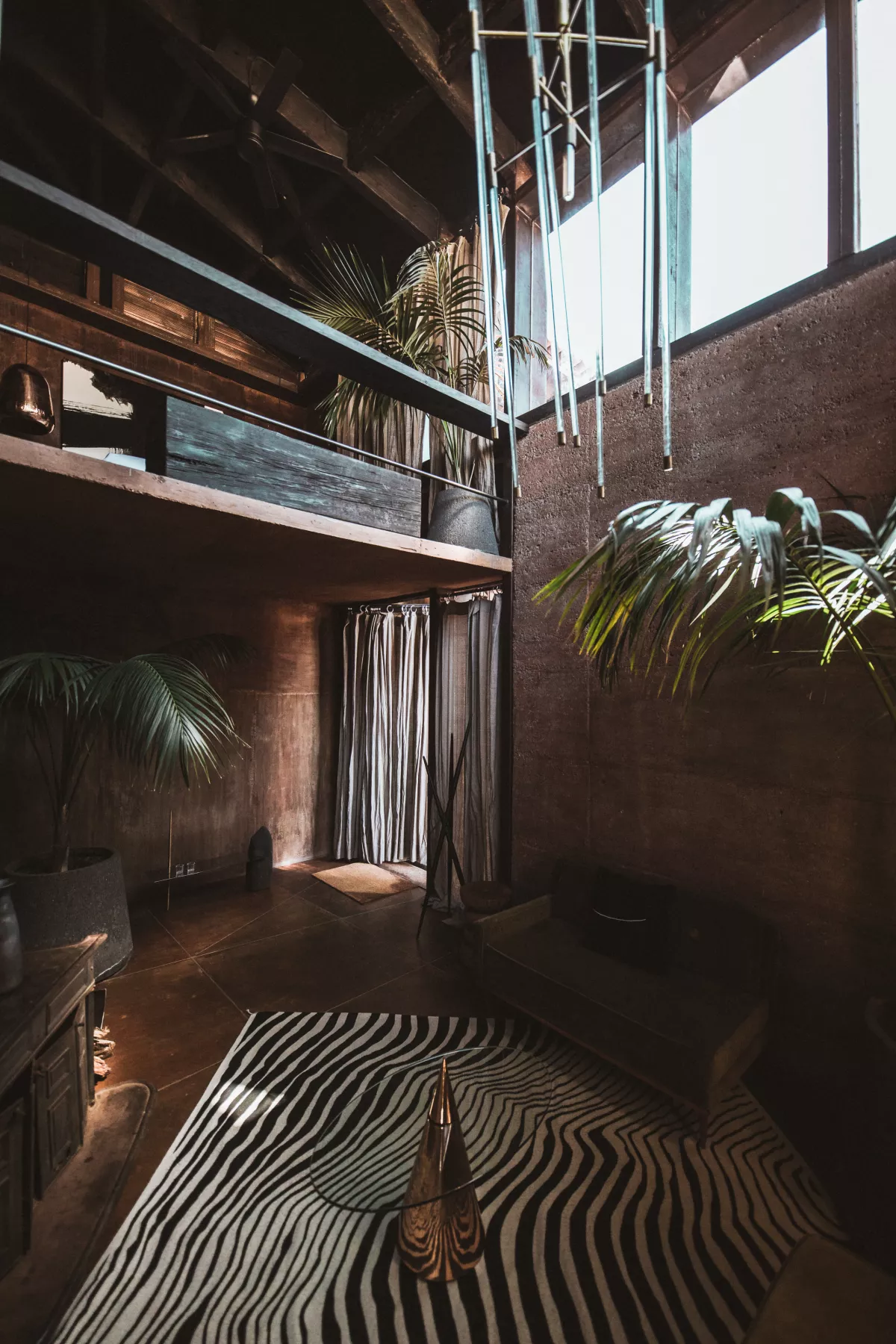 Casa Silencio