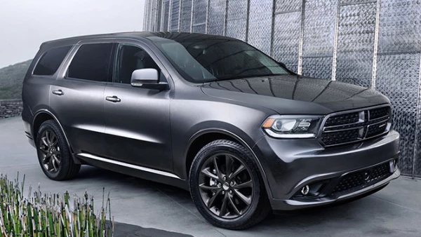 La todoterreno Dodge Durango 2014 necesita un reemplazo de los reforzadores de frenos.