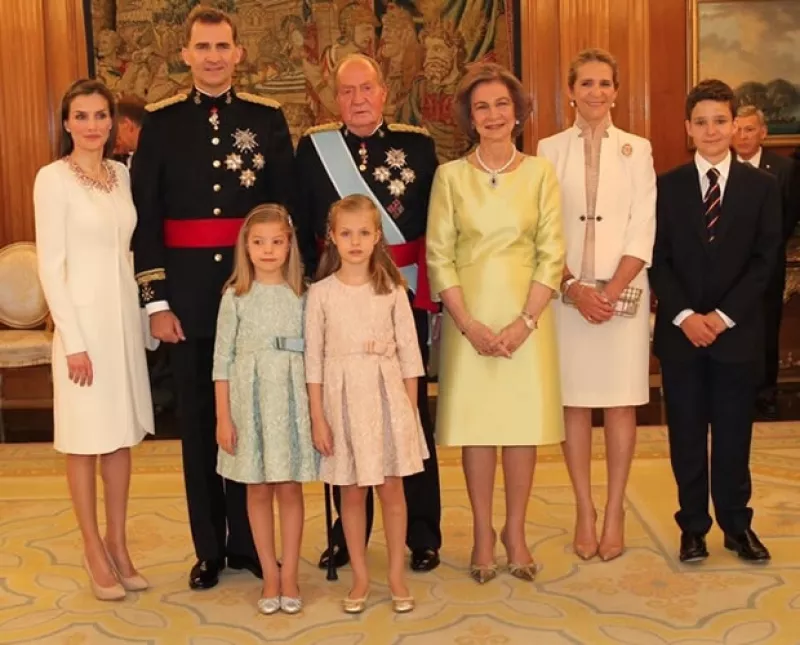 Así ha sido el gran día de Felipe VI y la Reina Letizia. Te relatamos a detalle los diferentes eventos de la proclamación del nuevo monarca de España.