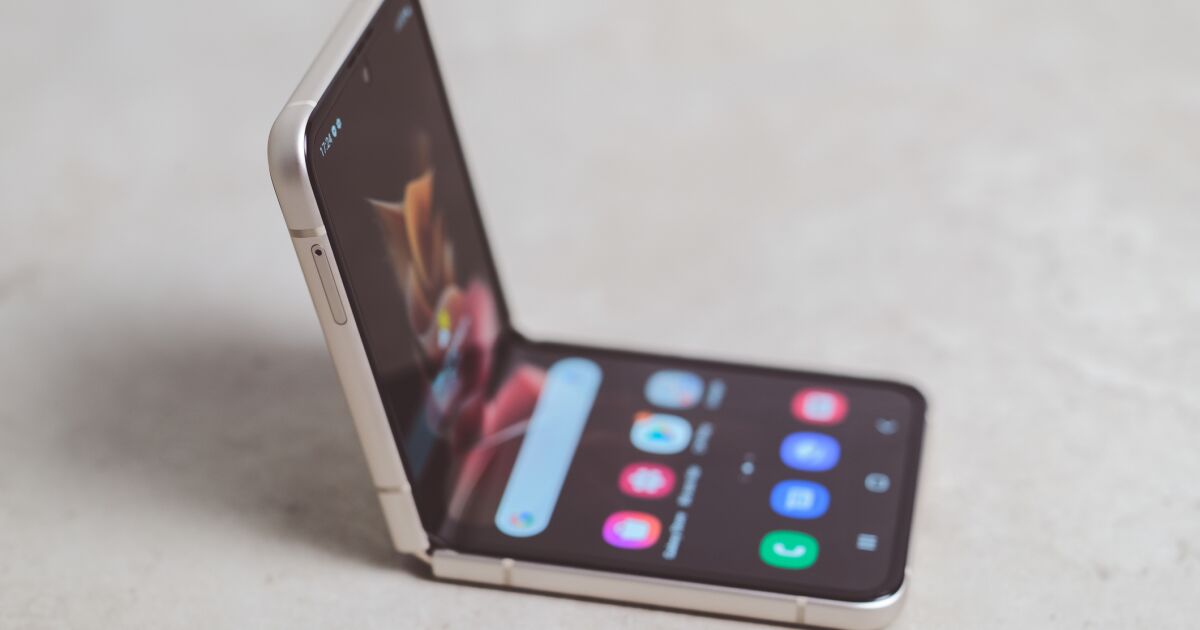 Katlanır telefon patlaması işe yaradı mı?