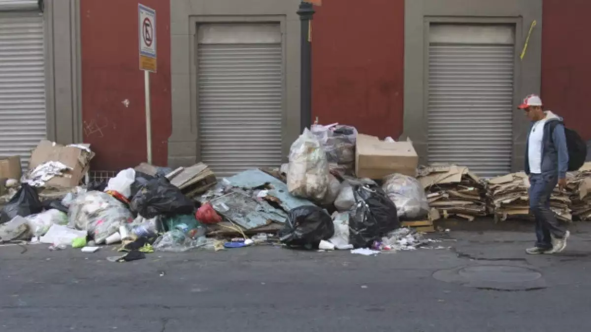 calles del centro con basura