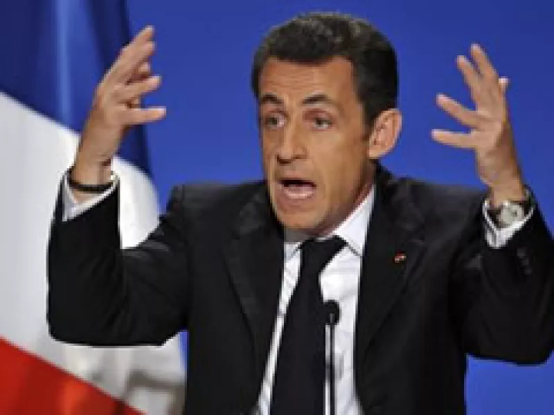Sarkozy dijo que Francia ha actuado por su cuenta debido a que la UE no está interviniendo para frenar la crisis. (Foto: Archivo)