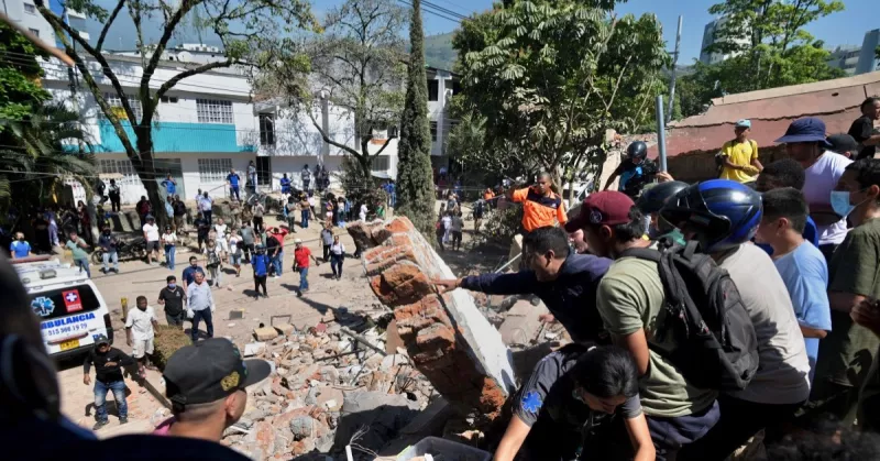 Terremoto en Colombia de 7.4 deja 111 muertos y edificios colapsados, ¿qué zonas están afectadas? 
