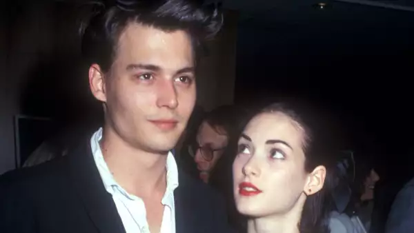 "Mermaids" Premiere
