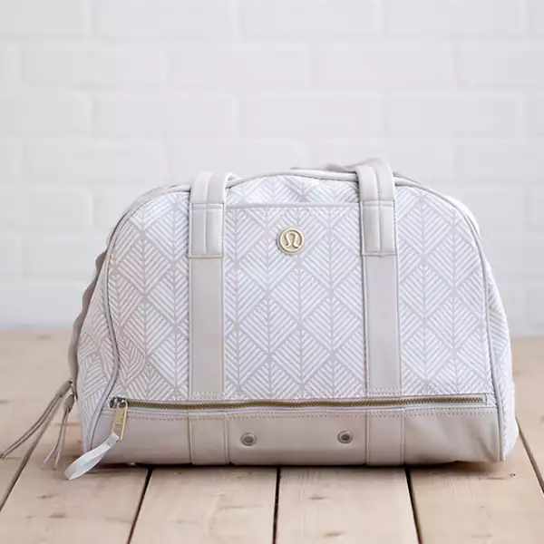 Lululemon: Om for All Bag Cotton. shop.lululemon.com Envíos a México.