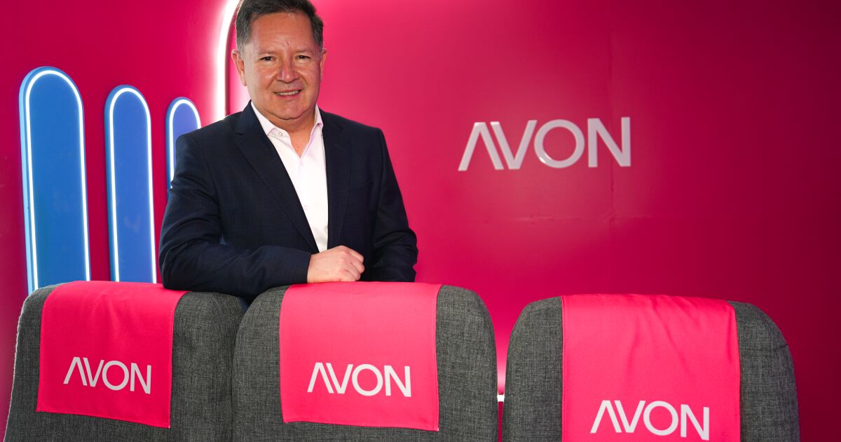 Avon transforma su modelo con IA y nueva imagen en 2026