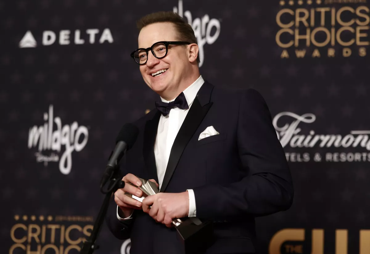 brendan-fraser-critics-choice-awards