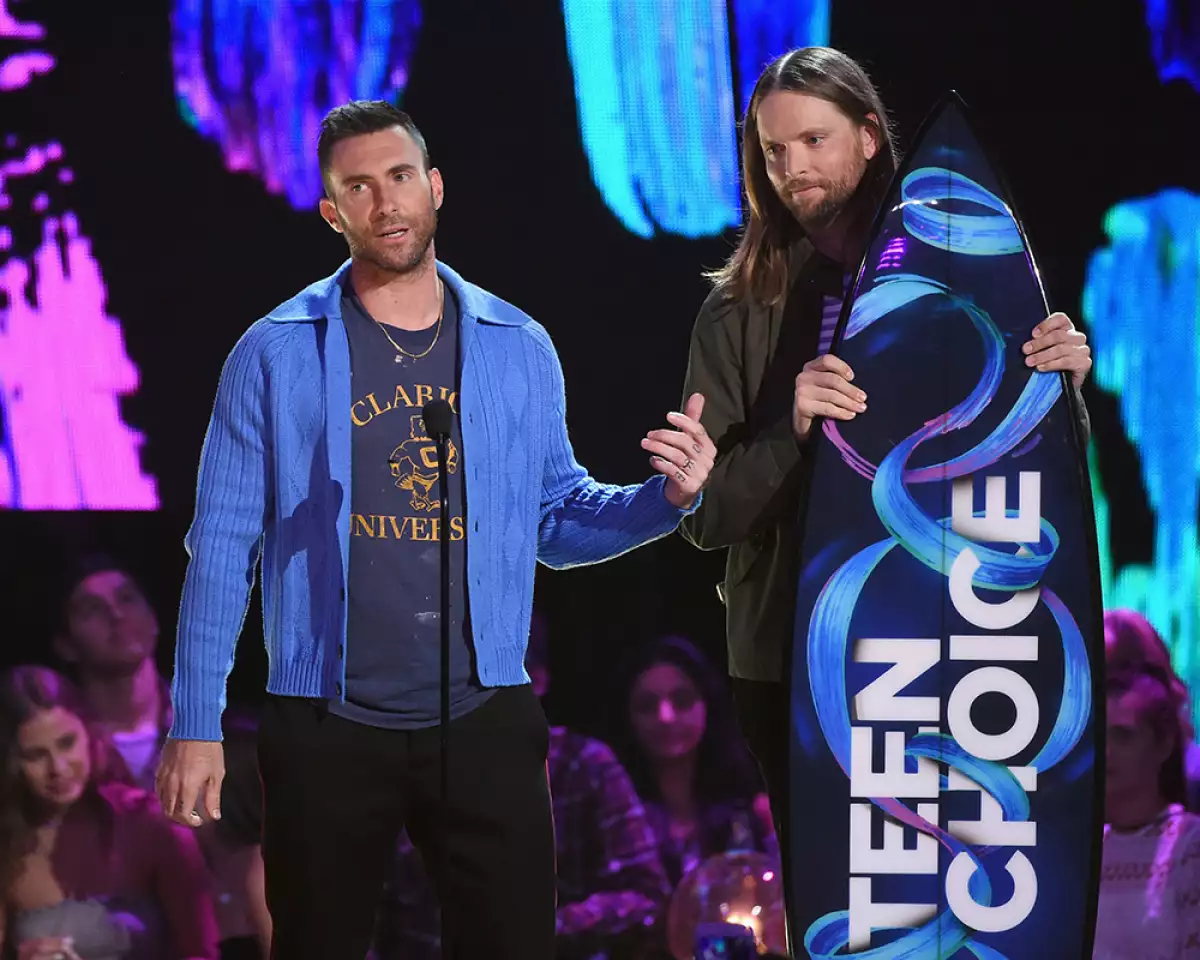 Maroons 5 Teen Choice