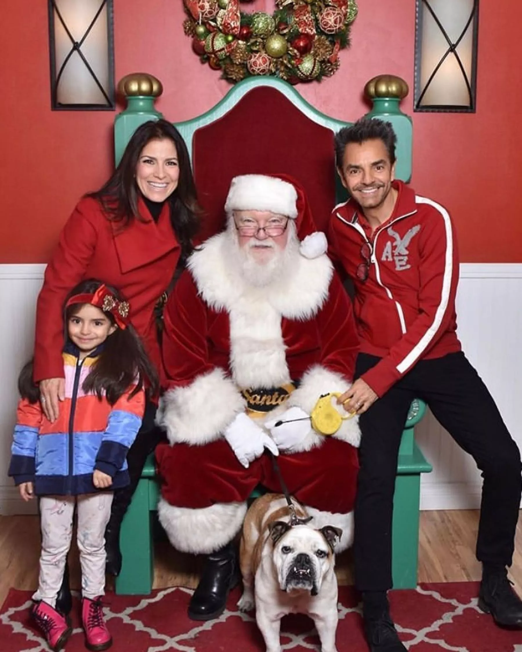 Alessandra Rosaldo, Aitana Derbez y Eugenio Derbez
