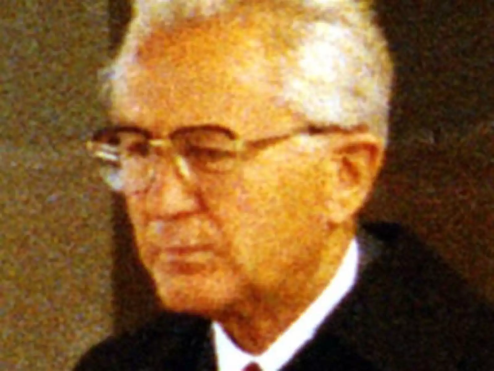 Tras separarse de su hermano, Karl Albrecht ha reunido 21,500 mdd, gracias a la presencia mundial de los supermercados Aldi.