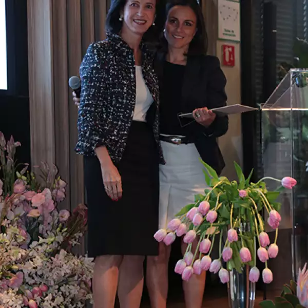 Magdalena Carral,Alejandra Palacios