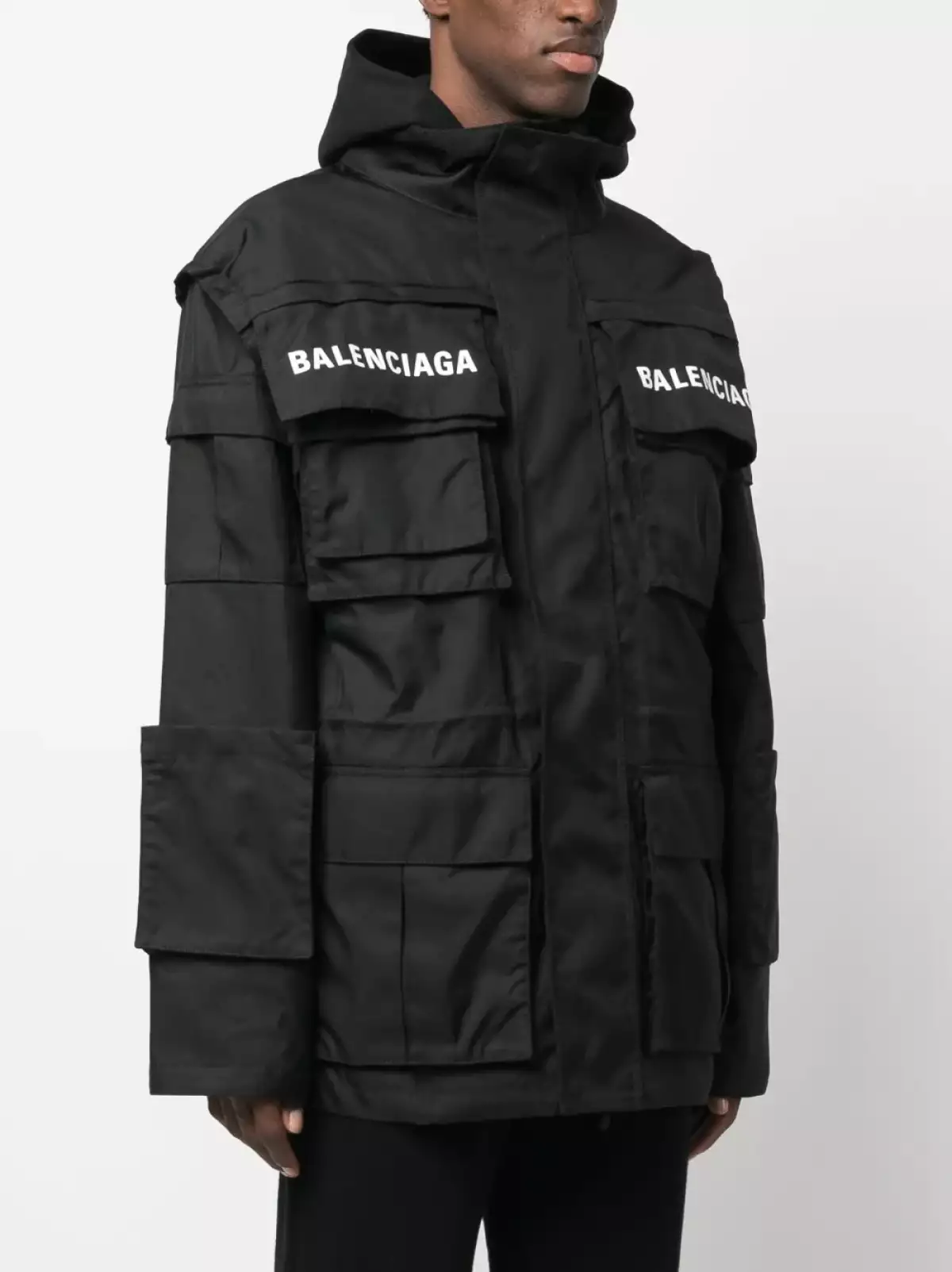 BALENCIAGA