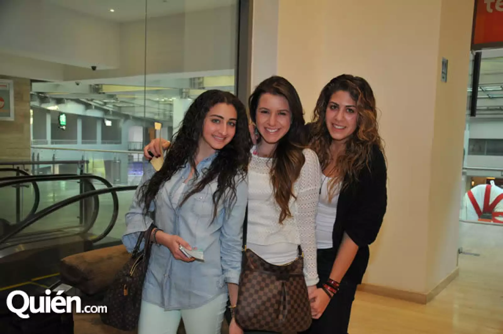 Ivonne Nakash,Esterlla Behar y Ivonne Harari