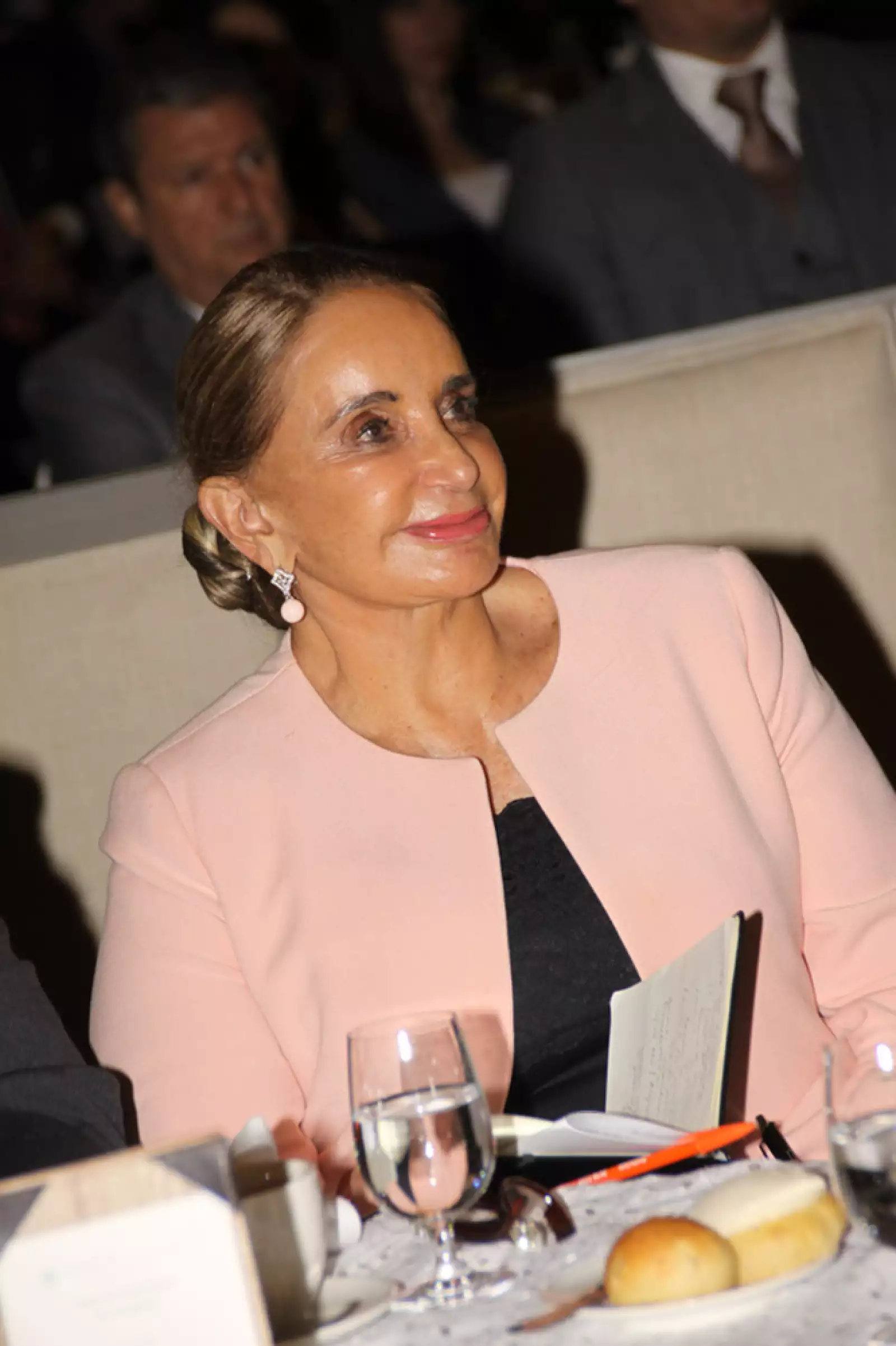 100 años de confiar