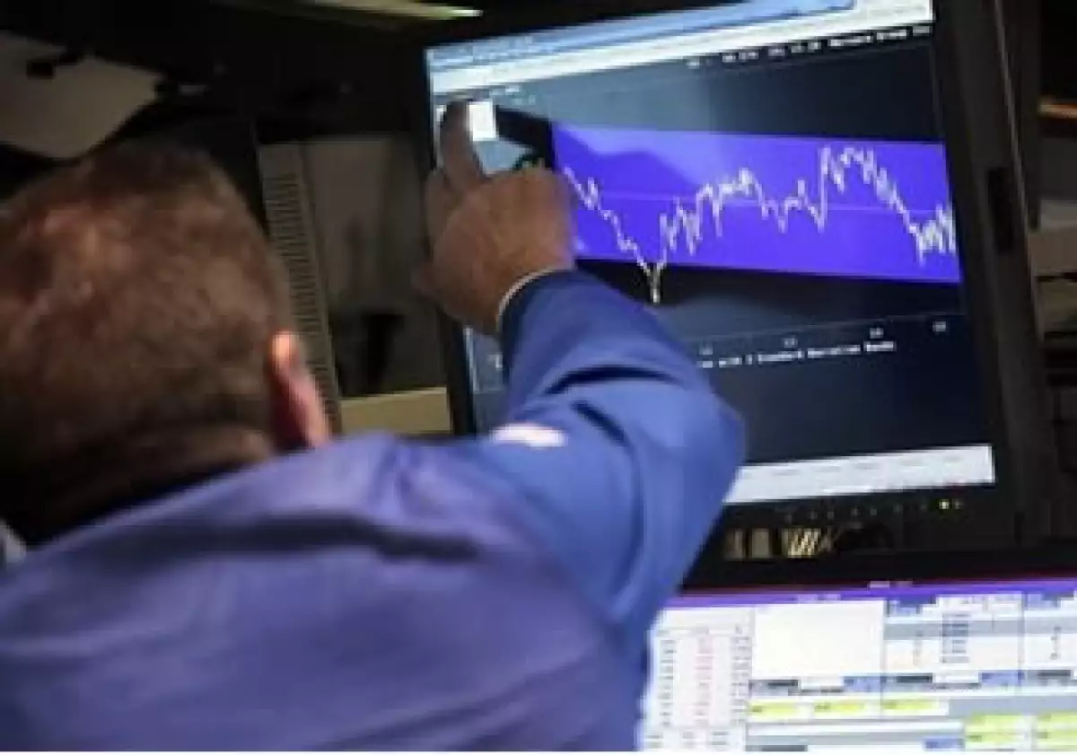 Las acciones de Wall Street presentan un alza. (Foto: AP)