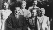 Juan Carlos enfant avec ses parents, son frère et ses soeurs