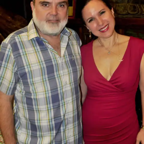 Reynelle Cornish y América Flores