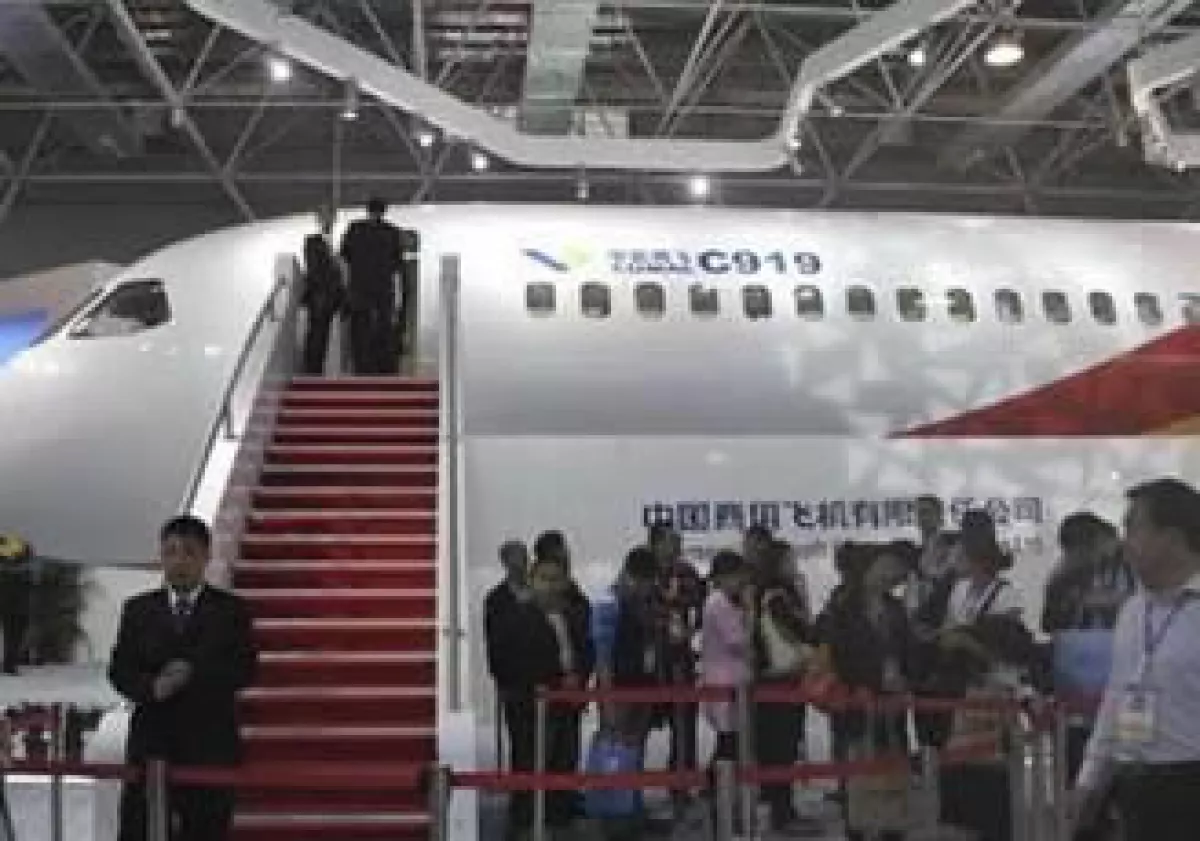COMAC hizo el anuncio dos años después del lanzamiento del diseño del avión con 150 asientos C919. (Foto: Reuters)