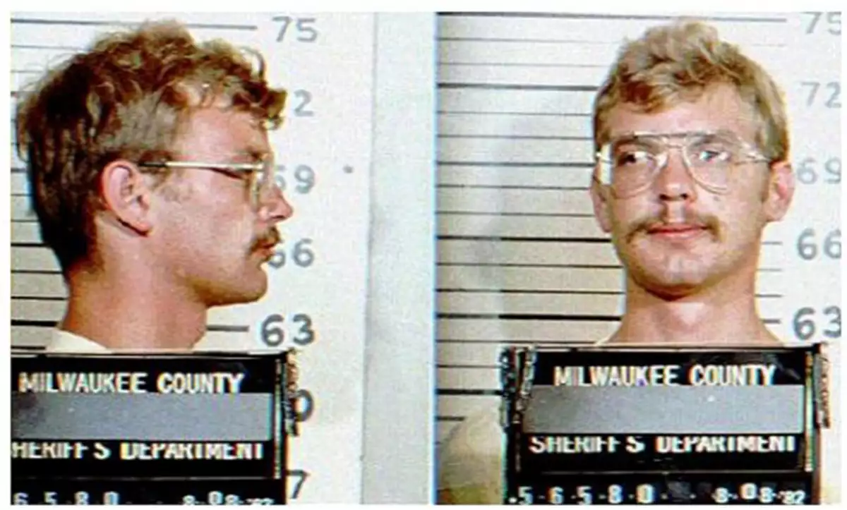 Jeffrey Dahmer Mug Shot