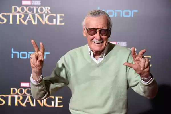 Premiere Of Disney And Marvel Studios' "Doctor Strange" - Arrivals