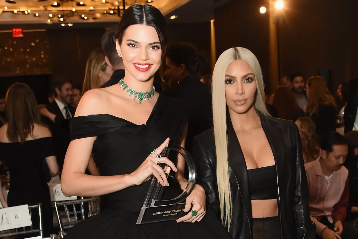 Kim-Kardashian-Kendall-Jenner