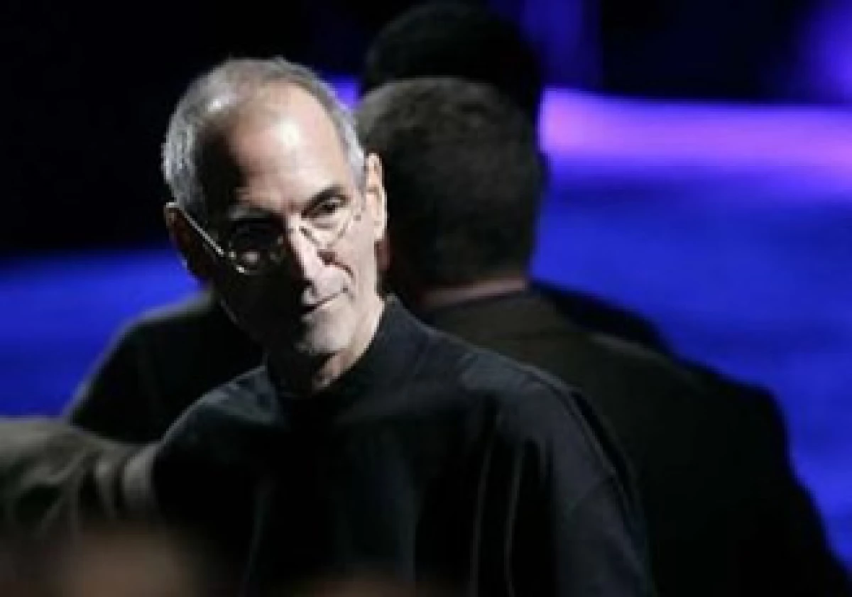 En su reaparición en público, Jobs fue recibido con una ovación a pie. (Foto: Reuters)
