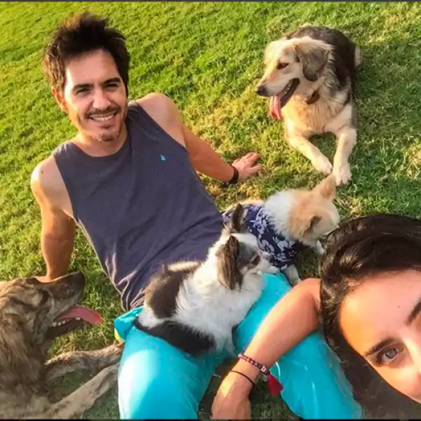 Este fin de año Aislinn Derbez y Mauricio Ochmann están disfrutándose en pareja tras su compromiso.