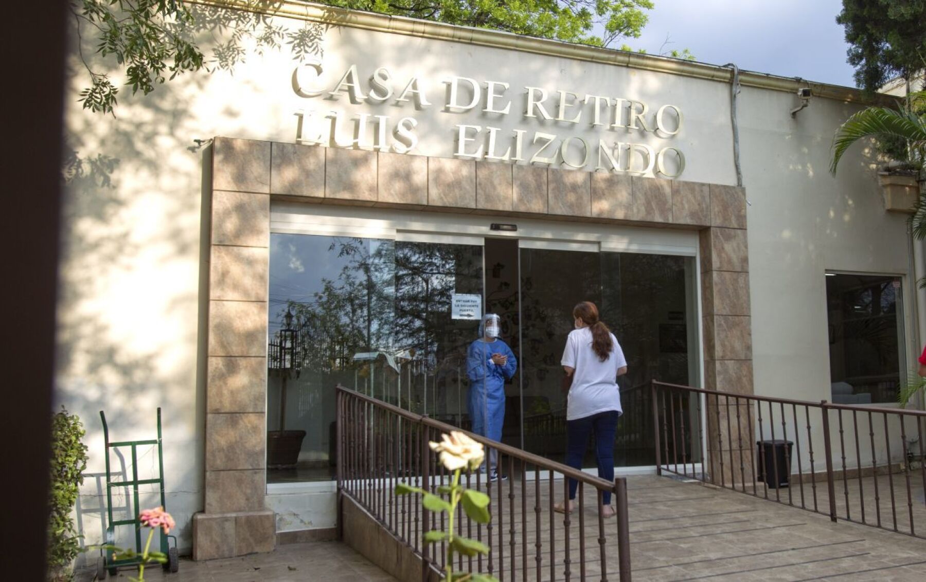 Nl 29 Adultos Mayores Con Covid 19 Son Llevados De Asilo A Hospitales Privados