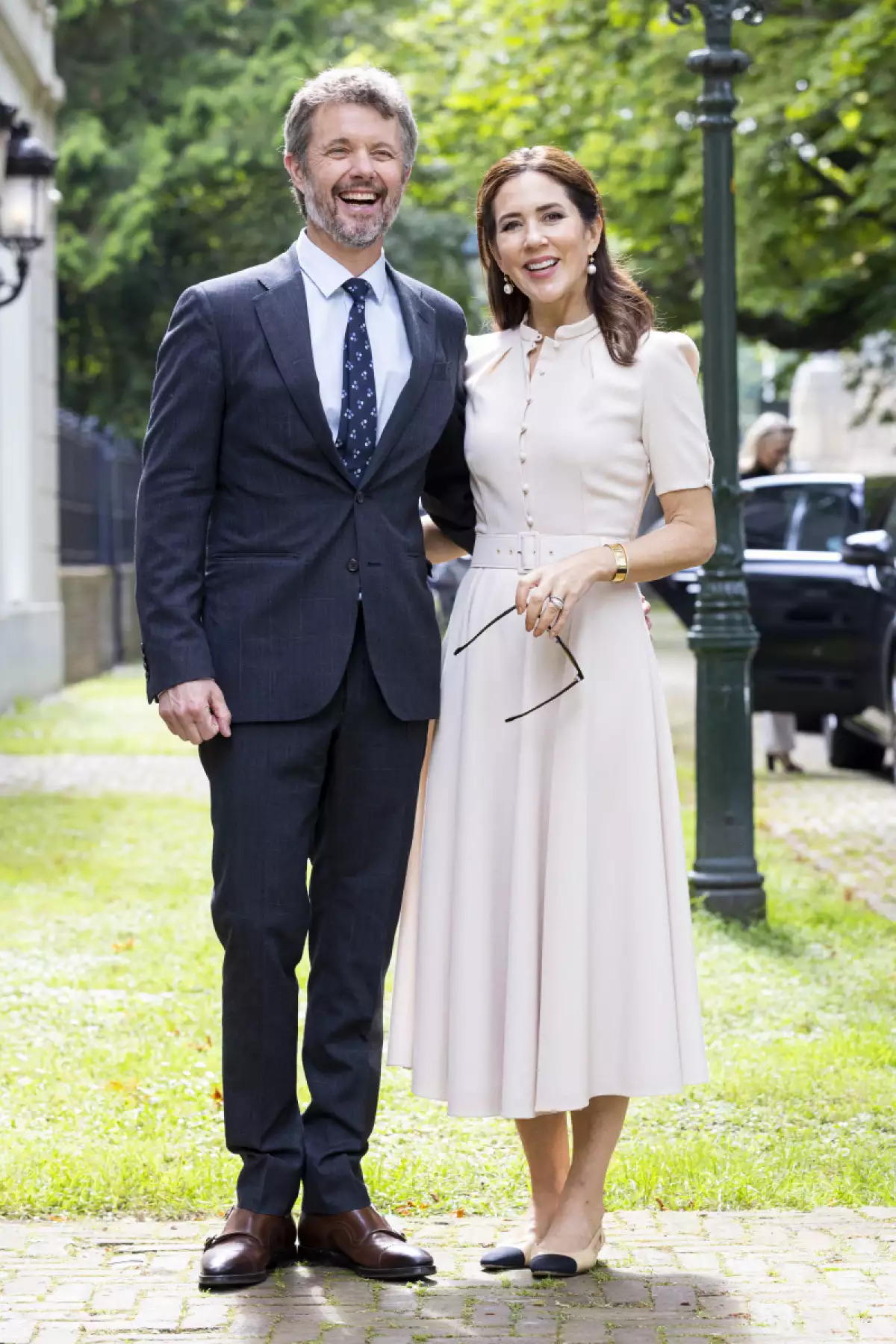 La princesa Mary de Dinamarca se molestó con las preguntas de periodistas en viaje a Vietnam