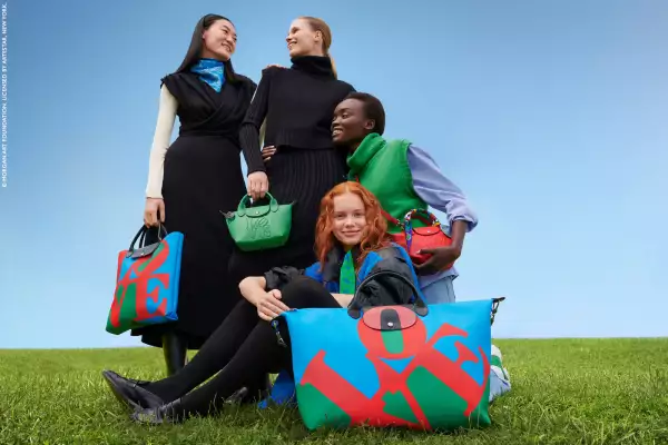 LONGCHAMP_SS24_TRIBUTE_ROBERT INDIANA 01 JPEG RVB.jpg