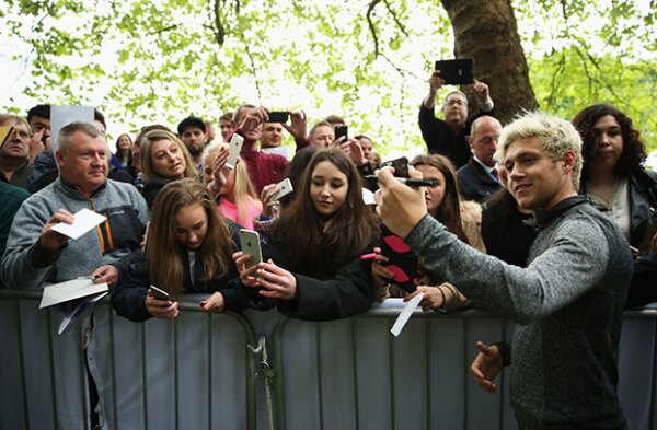 Aunque Niall es muy amable con sus fans, en esta ocasión no le encantó la foto que le tomo una de ellas.