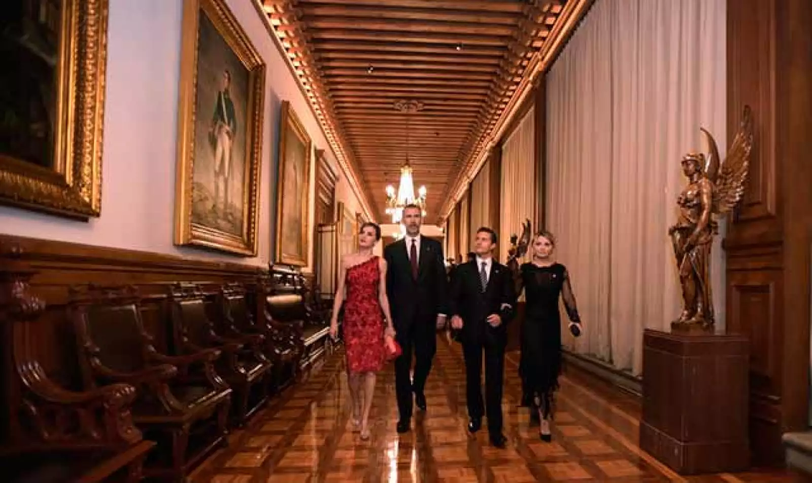 Asimismo, hizo referencia que este año ambos países vivieron importantes procesos electorales que dan cuenta de la vitalidad y pluralidad de ambas democracias, y consideró que todas esas coincidencias fortalecen la cercanía de ambos países que data de casi cinco siglos.