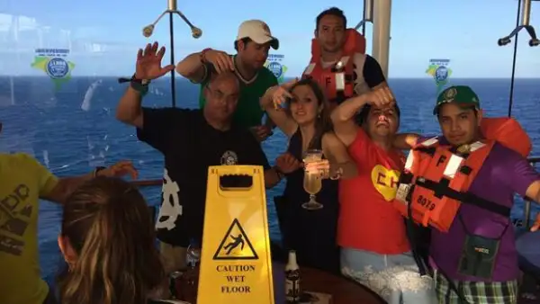 Jorge Alberto López Amores es el pasajero que se aventó desde el piso 15 de un crucero en Brasil. Se da a conocer que es hijo de Raciel López Salazar, procurador de justicia de Chiapas.
