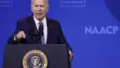 Estados Unidos El presidente Joe Biden habla en la 115a Convención Nacional de la NAACP en el Centro de Convenciones de Mandalay Bay el 16 de julio de 2024 en Las Vegas, Nevada. Biden regresó a la campaña, pronunciando discursos en la convención de la NAACP hoy, y lo hará mañana en la Conferencia Anual de UnidosUS durante una visita al estado del campo de batalla de Nevada.