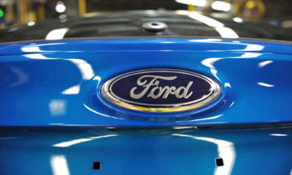 ford_brand_03
