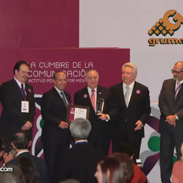 Tristan Canales,José Manuel Aguirre Gómez,Felipe Calderón,Valentin Diez Morodo,Francisco Aguirre