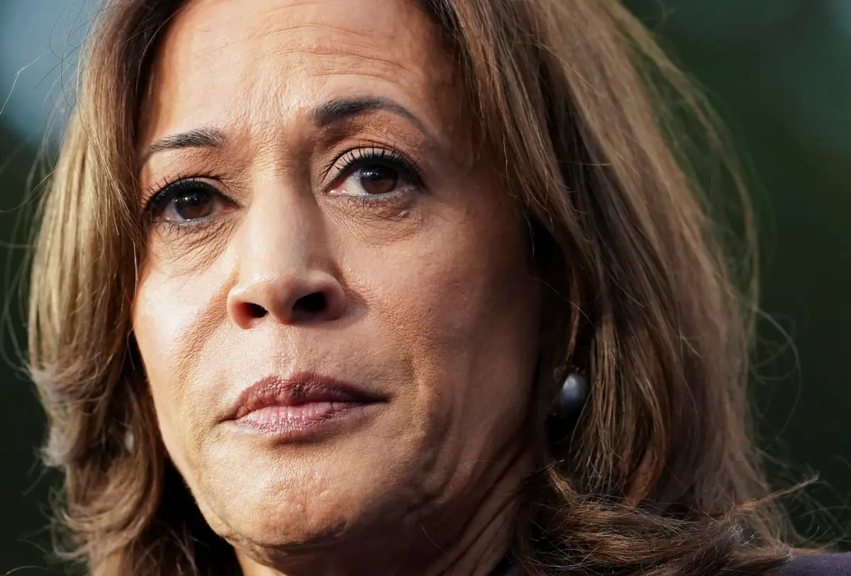 La candidata presidencial demócrata, la vicepresidenta de los Estados Unidos, Kamala Harris, hace comentarios, concediendo las elecciones presidenciales de Estados Unidos de 2024 al presidente electo Donald Trump, en la Universidad Howard en Washington, EE. UU., el 6 de noviembre de 2024.