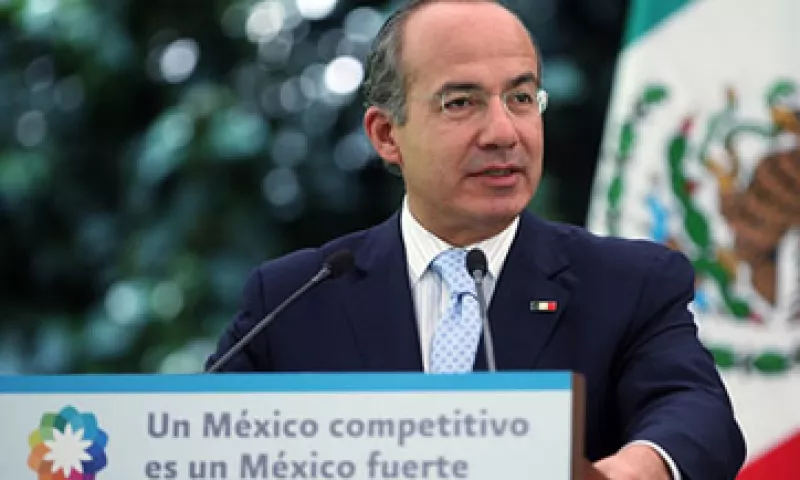 Felipe Calderón aseguró que el Gobierno federal aportará 100 mdp al Fides. (Foto: Cortesía Presidencia de la República)