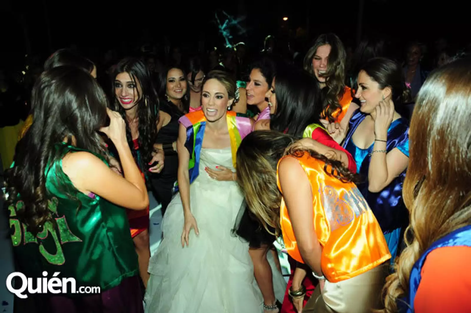 Natalia Ángel y sus amigas