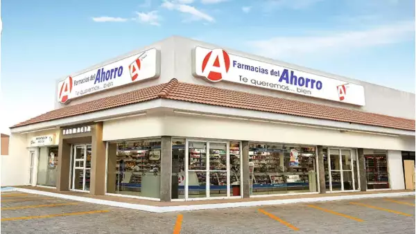 Dueño de Farmacias del Ahorro