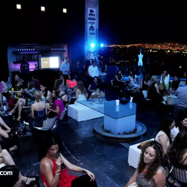 Música en el Corazón en el Hotel Habita