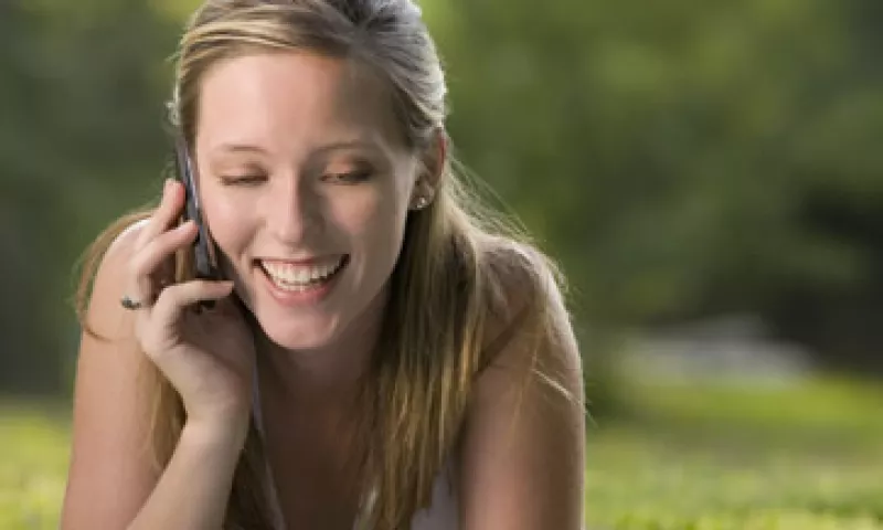 La OMS decidió clasificar el uso de los celulares comoâ€œposiblemente cancerígeno para los seres humanosâ€. (Foto: Photos to Go)