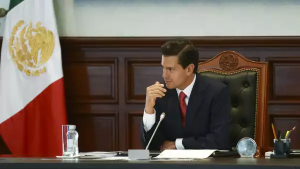 El artículo 72 de la Constitución establece la facultad del Ejecutivo de desechar un proyecto de ley de manera parcial o total.