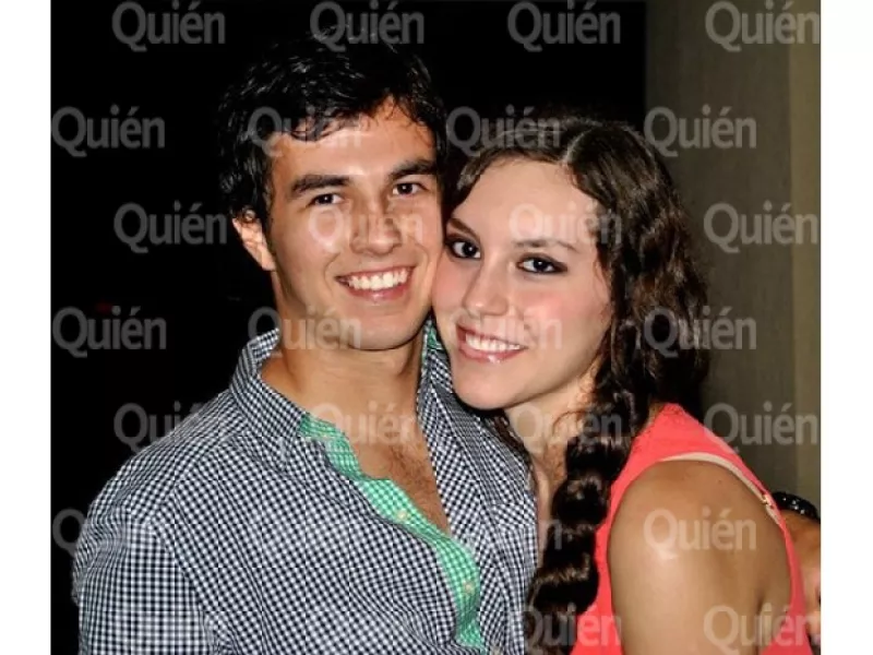 El piloto ha triunfado tanto en el terreno profesional como en el personal; su novia, Greta Farías, platicó con Quién.com sobre su noviazgo.