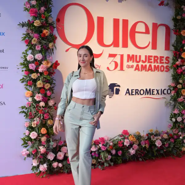 COCKTAIL31MUJERES157.JPG