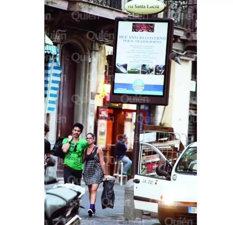 El chileno cumple un año más de vida al lado de su pareja Bárbara Mori, más guapo que nunca y muy trabajador como siempre.