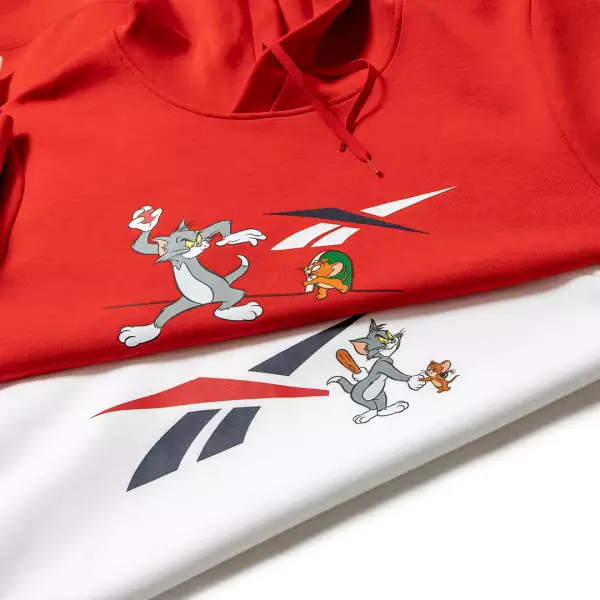 +C22548-Apparel_Resize_Reebok-tomjerry-apparel-302_1080x1080px-591105 (1).jpg