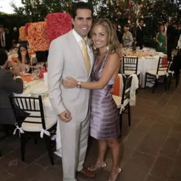 Luis Alberto Pérez, Paulina Hinojosa