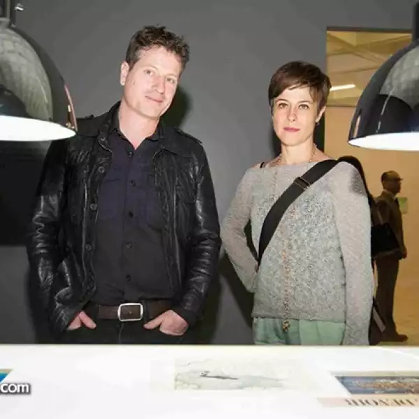 Adam Wiseman y Anna Angúlo